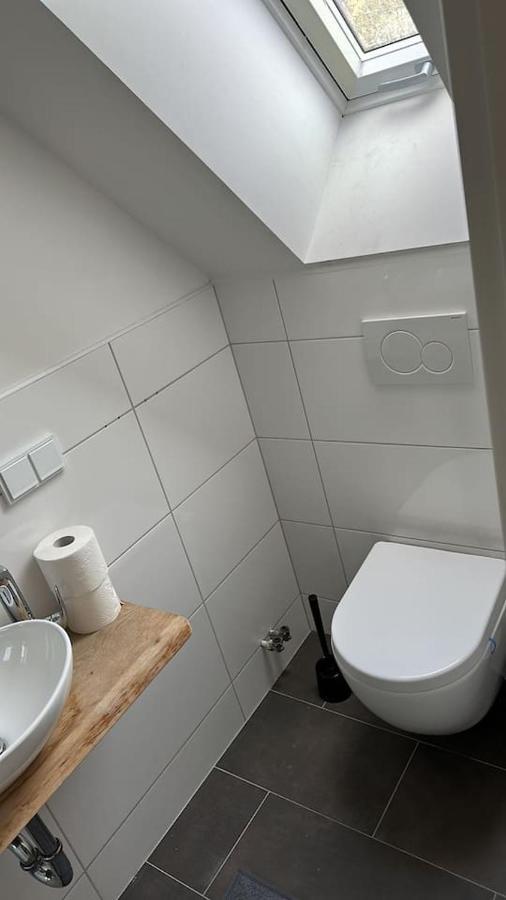 Kinderklinik Dachwohnung - Signal Hill 1a * Siegen