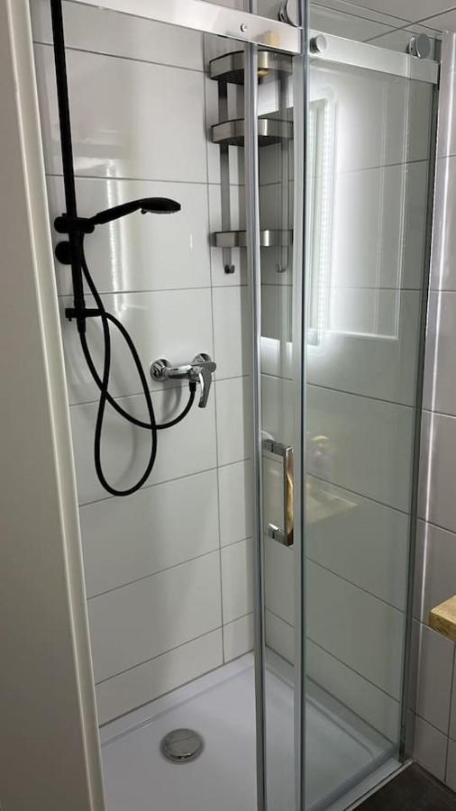 Kinderklinik Dachwohnung - Signal Hill 1a * Siegen
