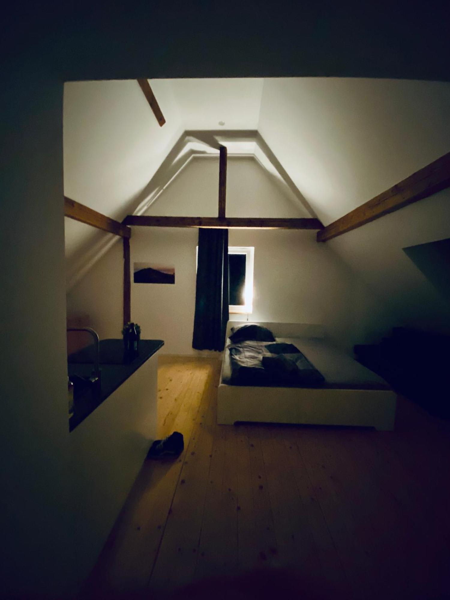 Apartment Kinderklinik Dachwohnung - Signal Hill 1a *
